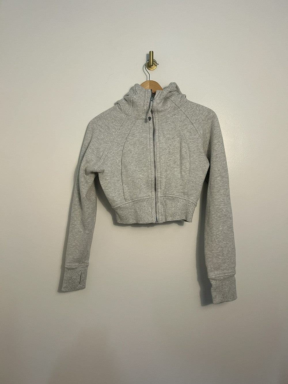 Lululemon Hoodie XS **No Tag|777