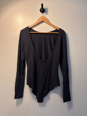 Community Body Suit Large|3200