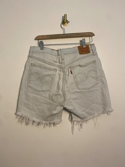 Levis Shorts 32|890