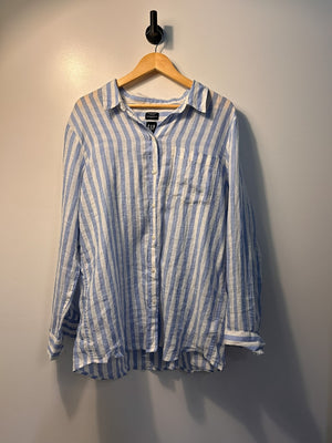 Gap Button Up Top - L|2839
