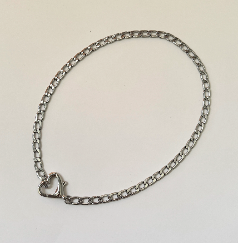 Saiba Heart Clasp Necklace - Silver|2189