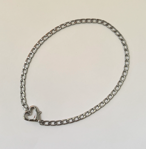 Saiba Heart Clasp Necklace - Silver|2189