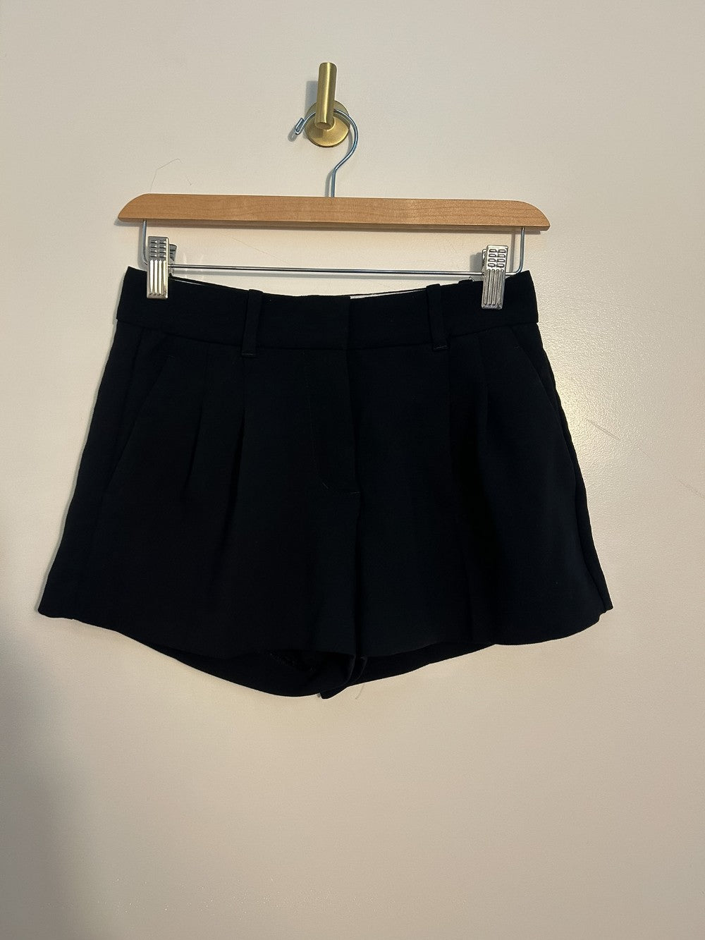 Wilfred Effortless Shorts 00|1105