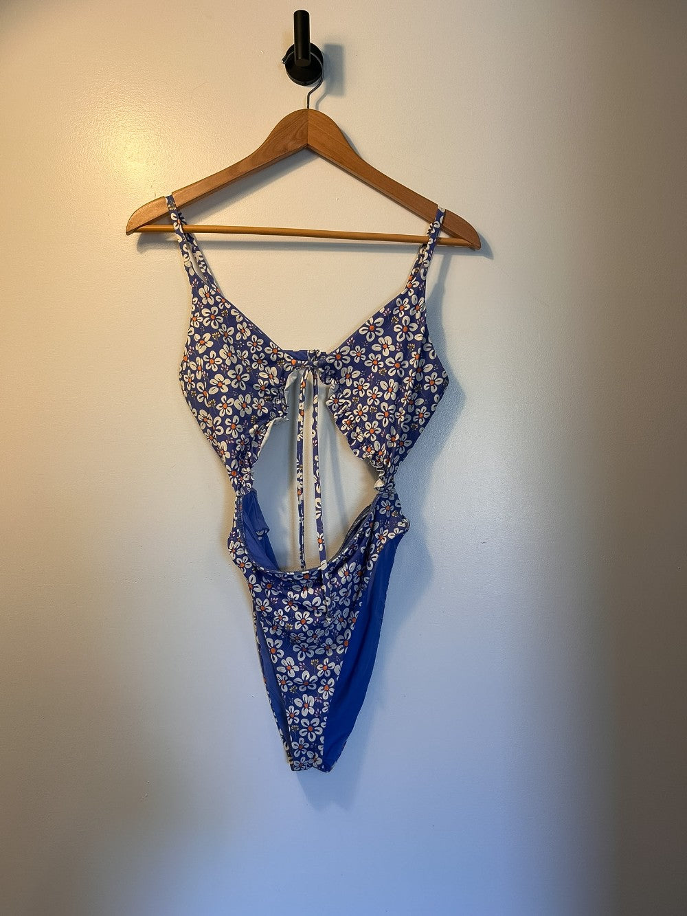 Dippin Daisys Swimsuit - L|3951