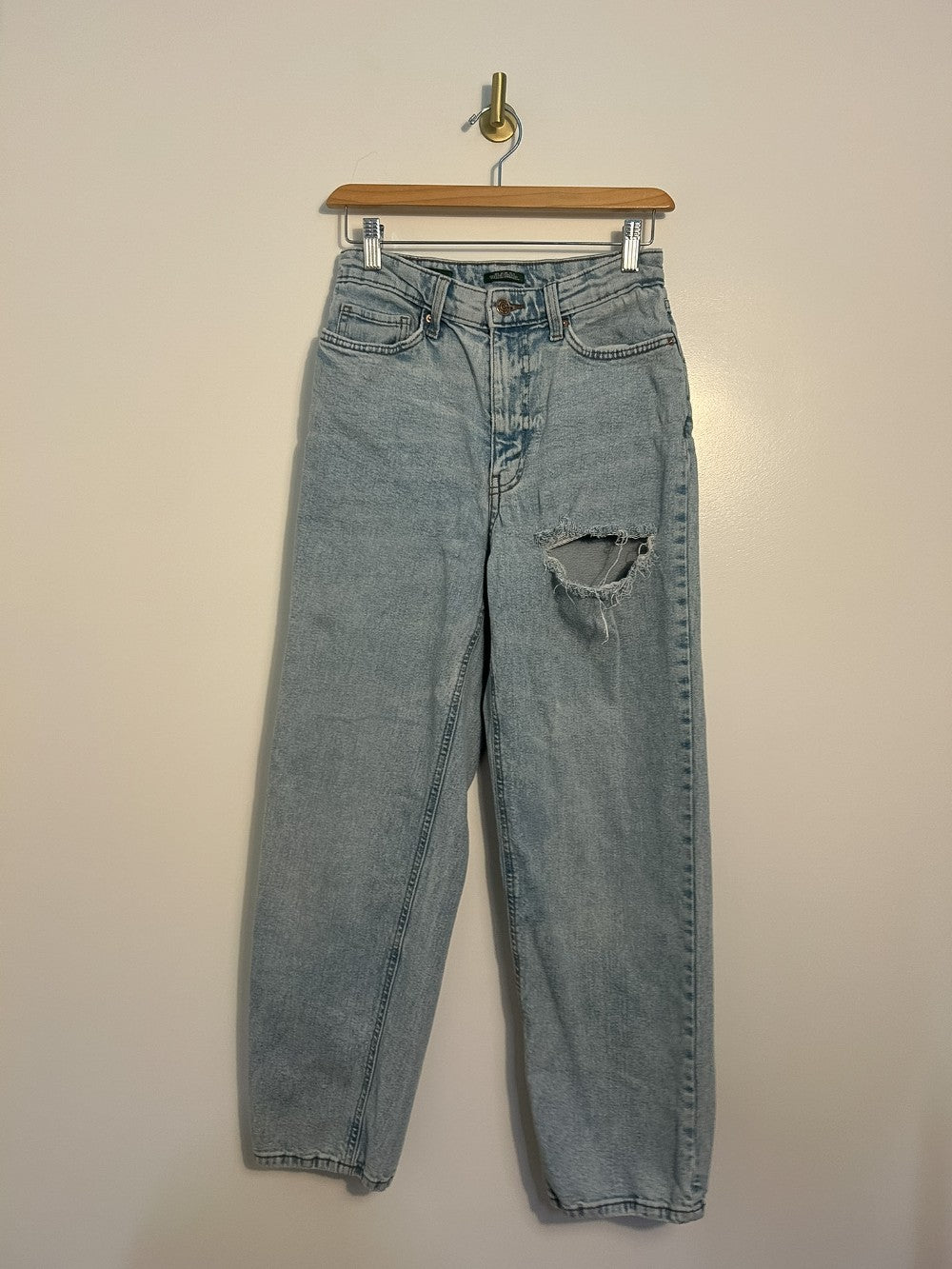 Wild Fable Relax Straight Jeans Size 2 **Imperfection|944