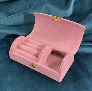 Lady June - Arched Velvet Jewelry Box|1788