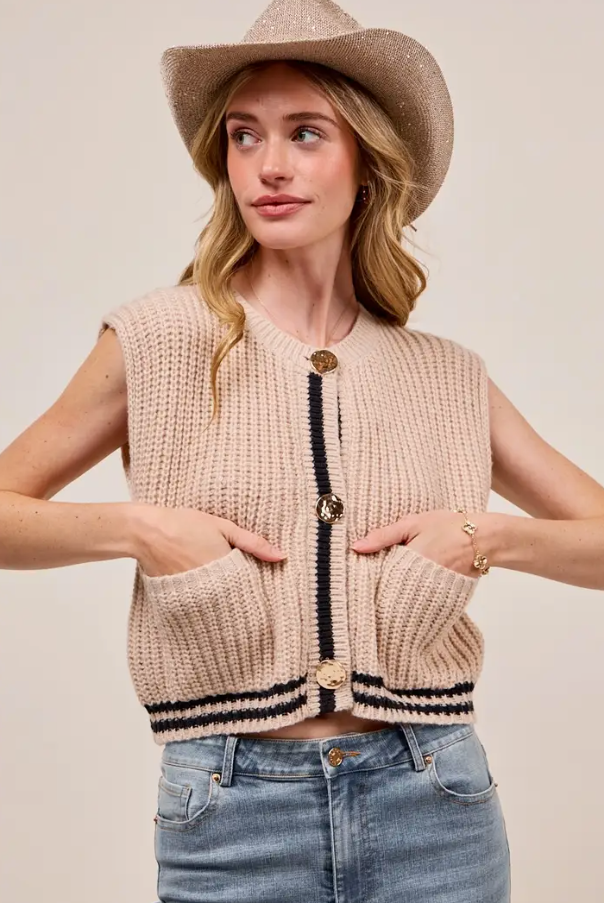 So Me - Knitted Sweater Vest|596