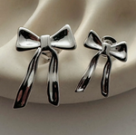 Mini Yasmine Bow Studs - Silver|2106
