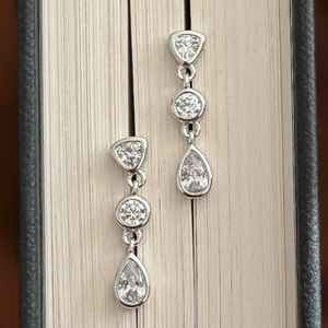 Namra Earrings- Silver|2168