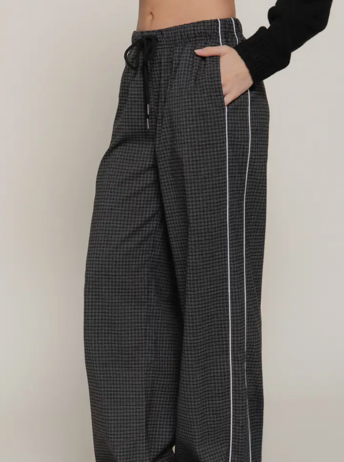 Active Basic - Checkered Woven Pants|449