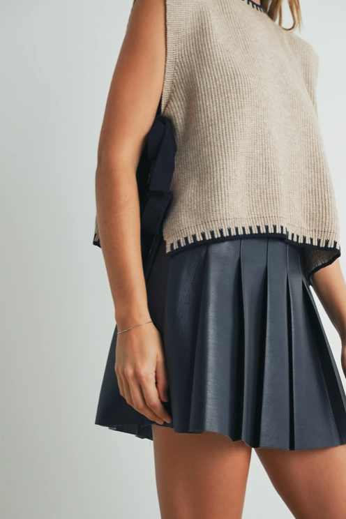 Buttermelon - Mock Neck Sleeveless Sweater|227