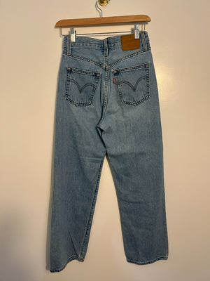Levis Ribcage Straight Ankle Size 24|1131
