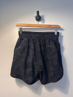 Lululemon Shorts Size 4|2648