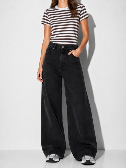 Pieces - Everyday Tee