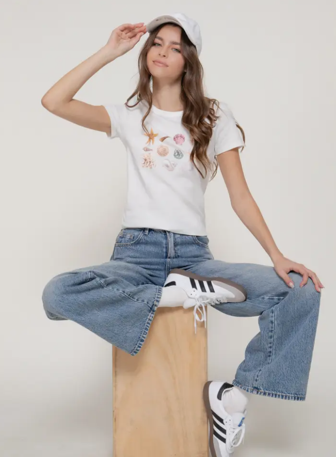Active Basic - Short Sleeve Graphic Tee Shells|391