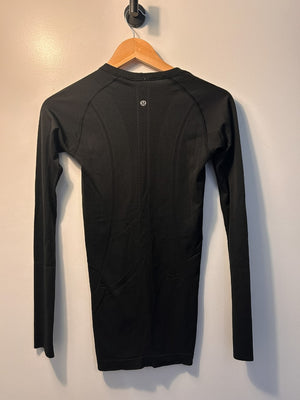 Lululemon Long Sleeve (No Size Tag - 2)|4922
