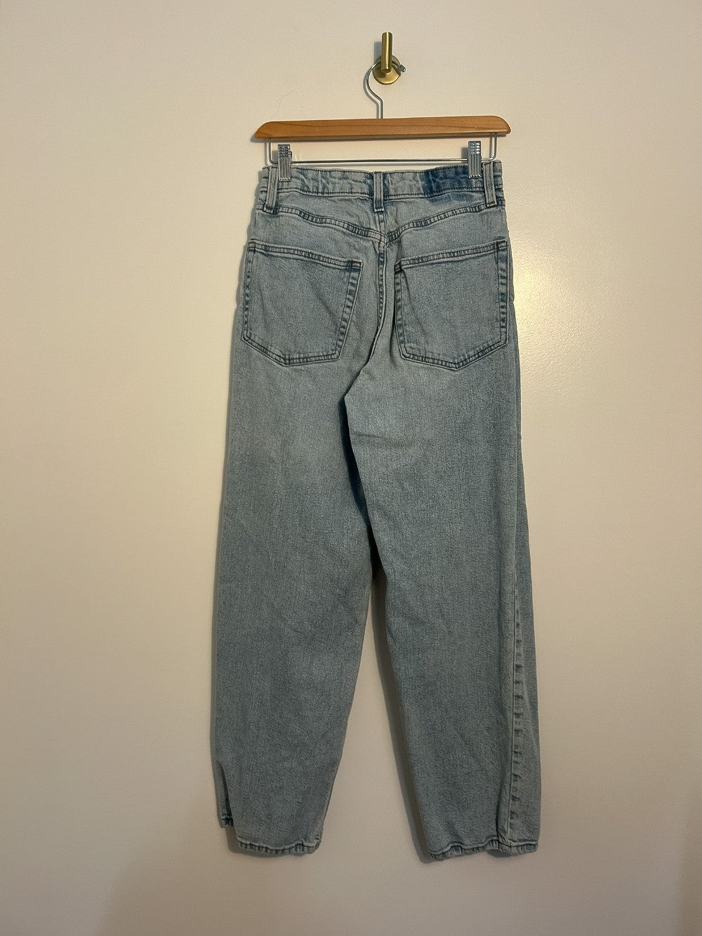 Wild Fable Relax Straight Jeans Size 2 **Imperfection|945