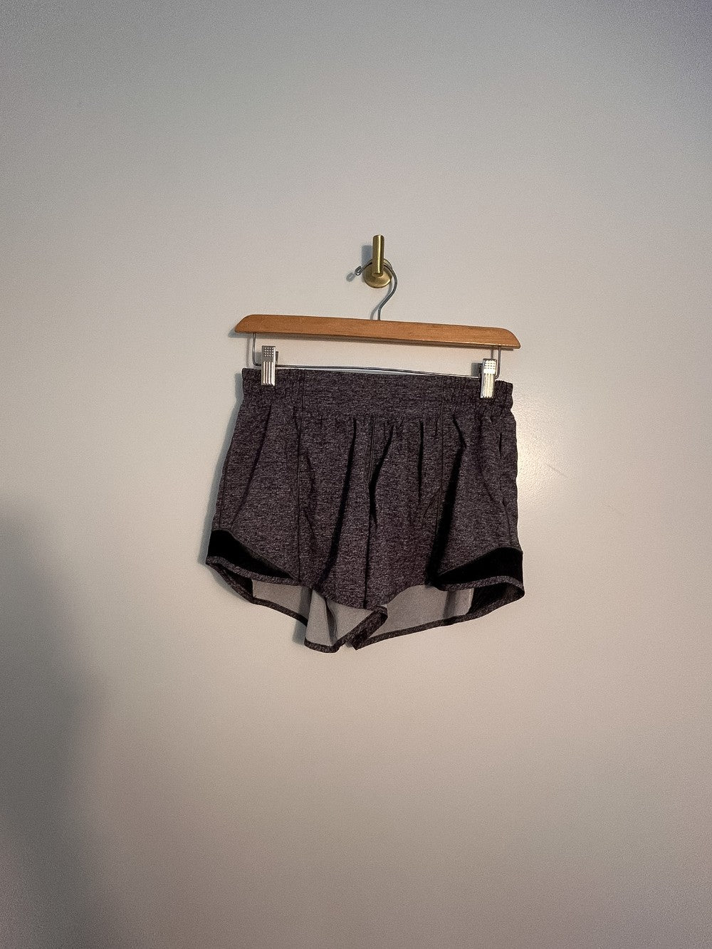 Lululemon Shorts Size 6|2142