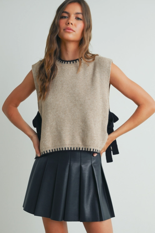 Buttermelon - Mock Neck Sleeveless Sweater|223
