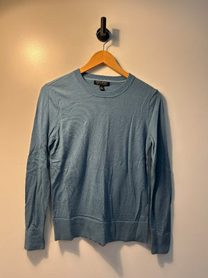Banana Republic Sweater Medium|4573