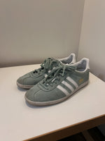 Adidas Gazelle Shoes - Size 7|5307