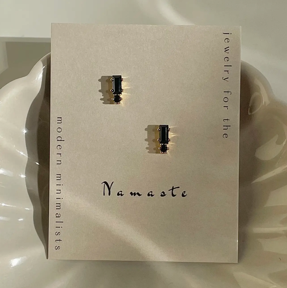 Ren Black Stone Stud Earrings -18K PVD Gold Plating|1612