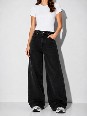 Pieces - Ruffle Tee