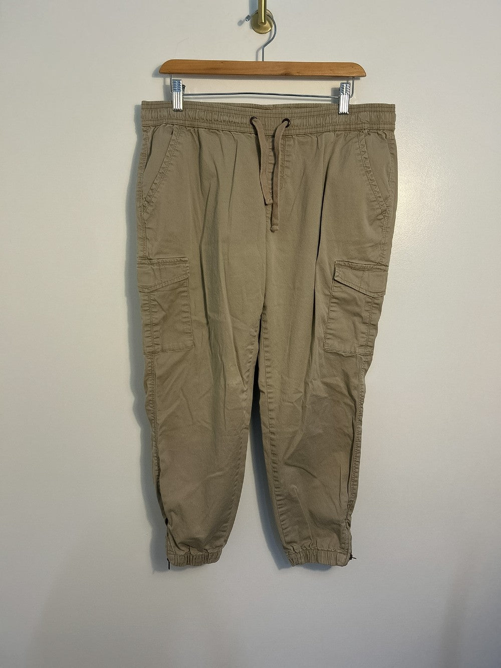 TNL Mode Pants - Medium|1941