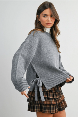 Buttermelon - Tie Split-Hem Crewneck Long Sleeve Top|274