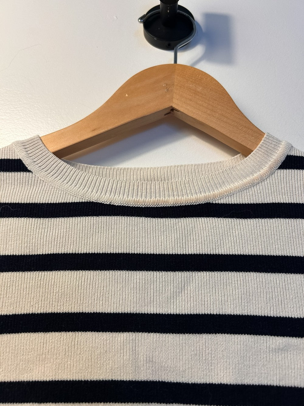 Zara Long Sleeve Med *Makeup Stain|4551