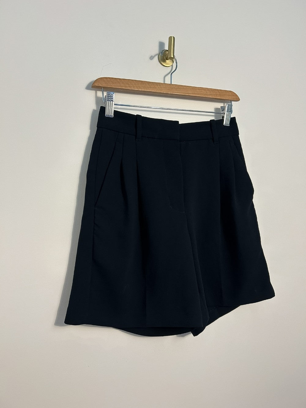 Wilfred Shorts Size 2|623