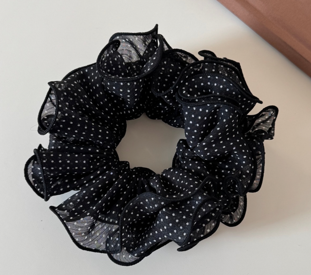 Lady June - Polka Dot Ruffle Scrunchie|2026