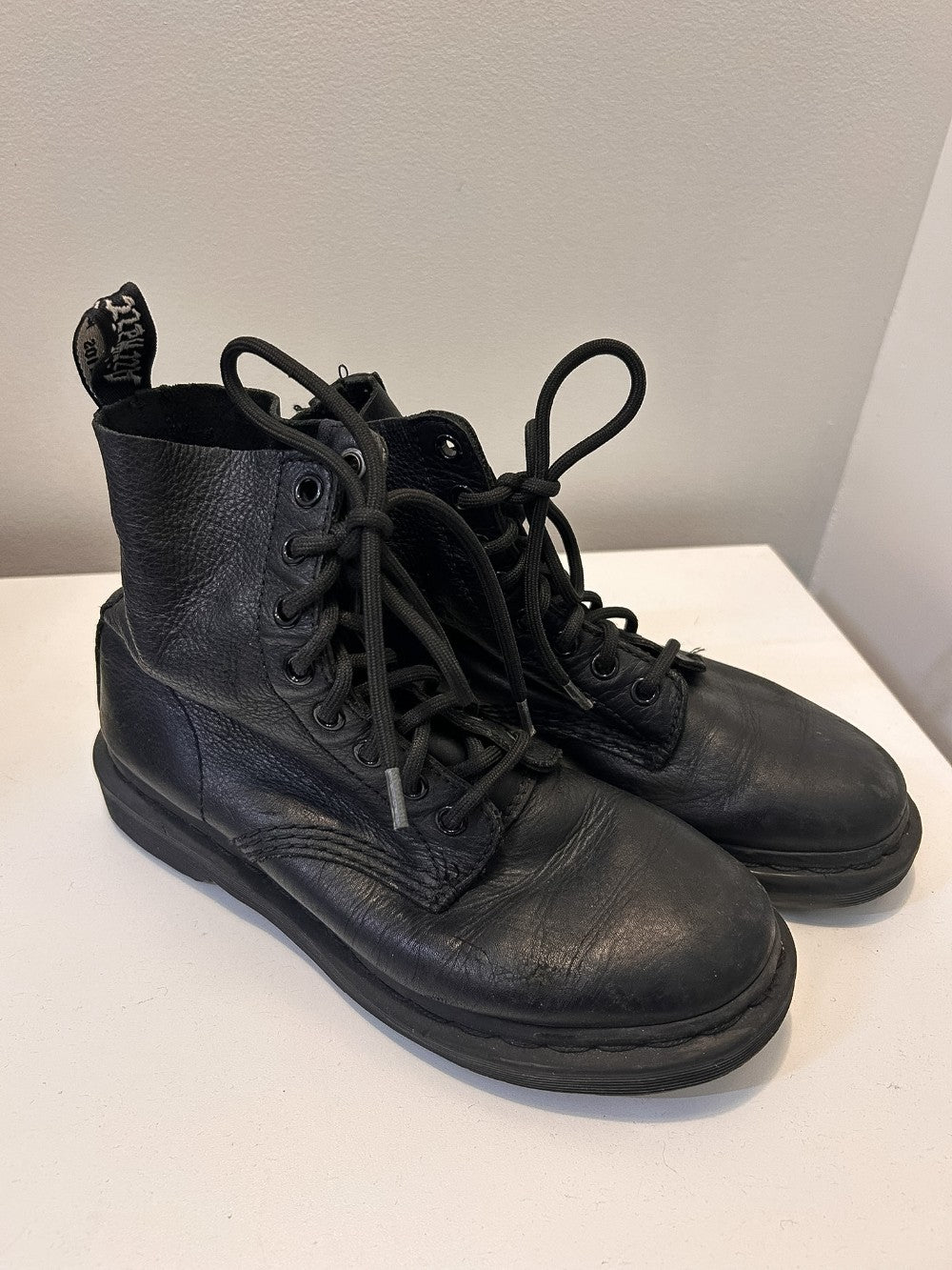 Dr. Martens Boots - 6|5228