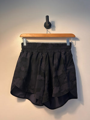Lululemon Shorts Size 4|2649