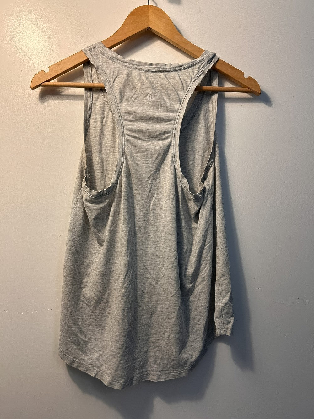 Lululemon Tank Top - No Size Tag Est. 8|4408