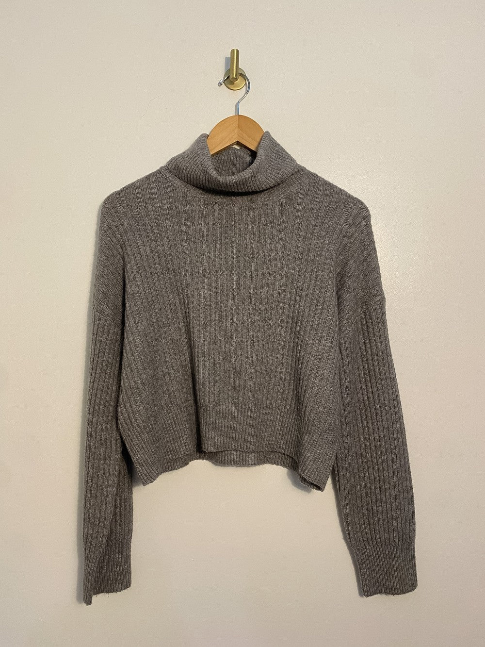 Happily Grey Sweater M|1000