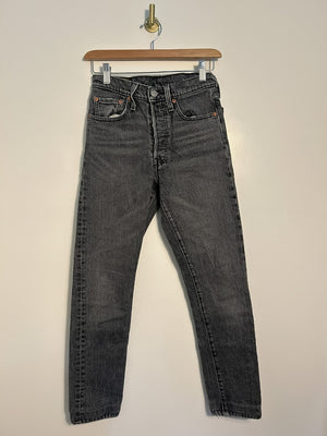 Levis 501 Skinny Jeans Size 24|1163