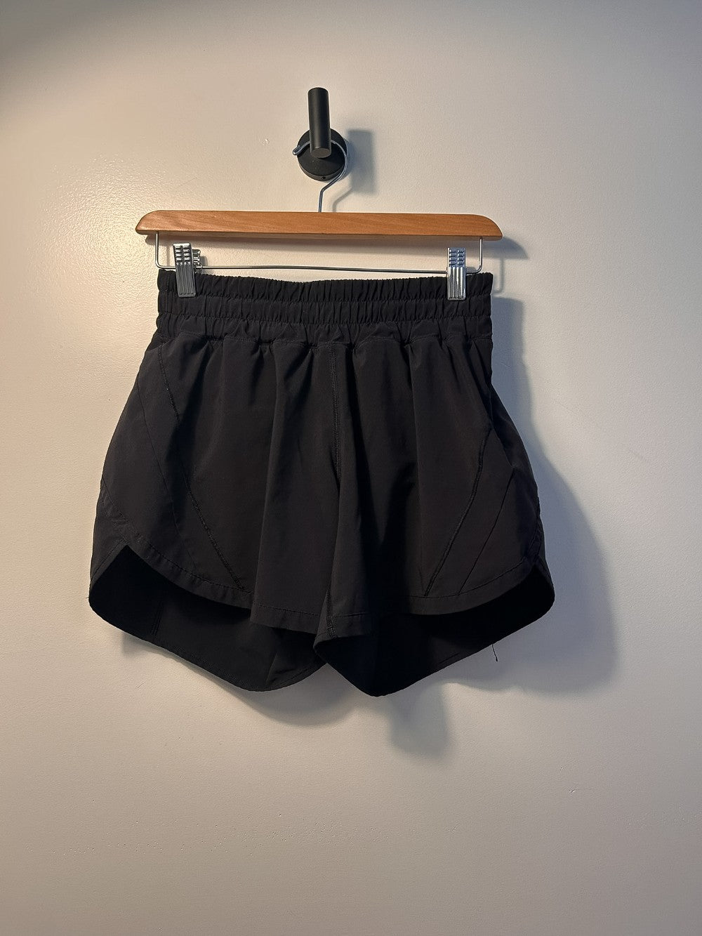 Lululemon Shorts 6|3075