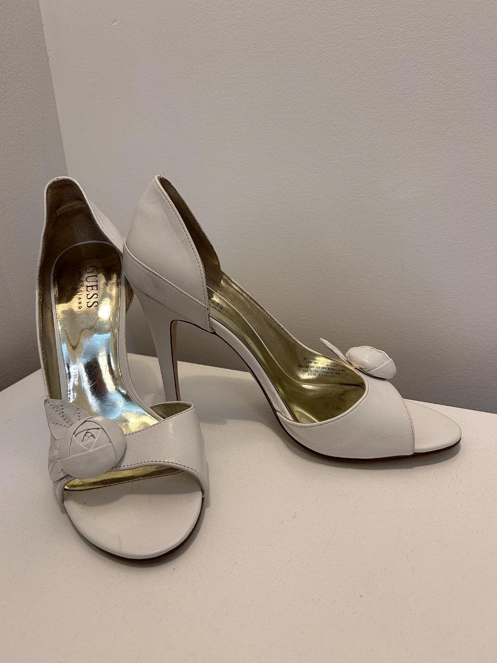 Guess Heels - No Size 6?|5157