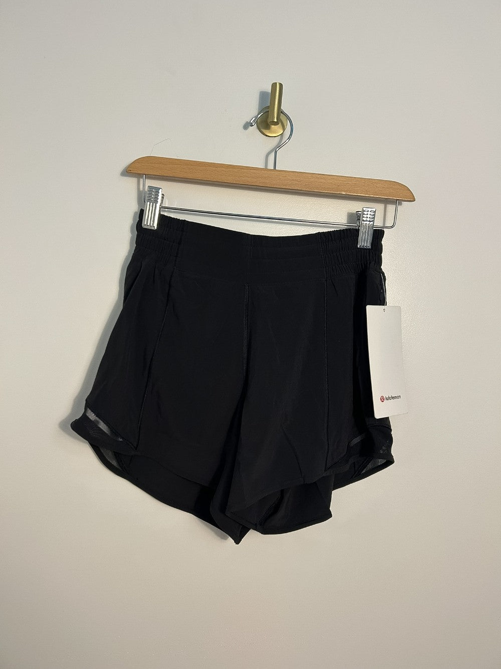 Lululemon Shorts 4 **New With Tags|760