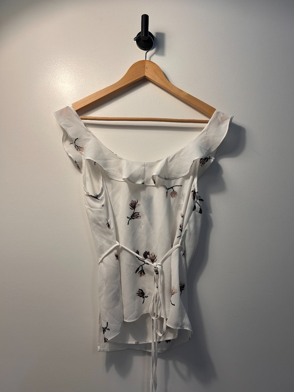 Dynamite Top XS *NWT|3147