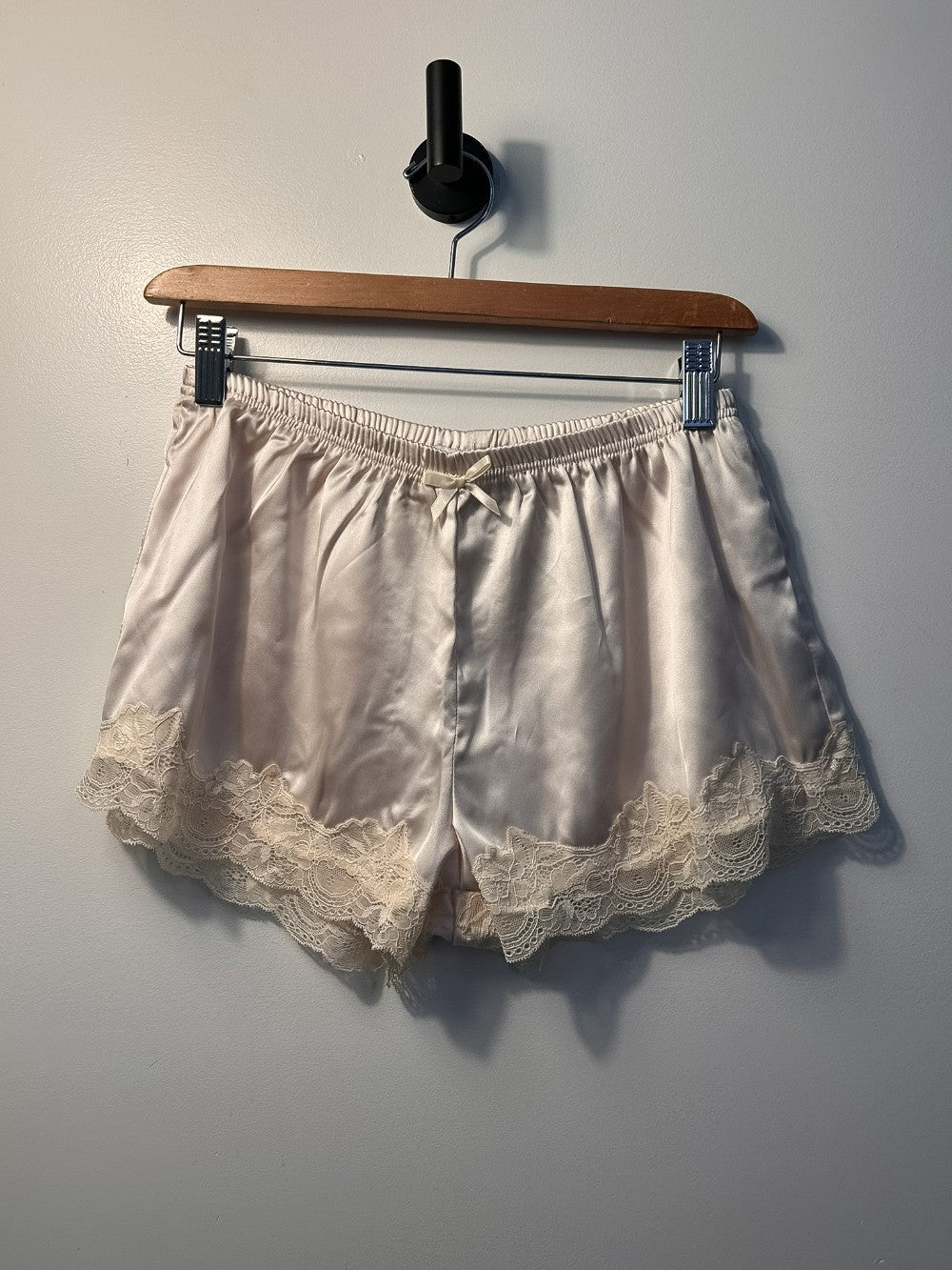 Pretty Garbage -Lace Trim Shorts - S *DAMAGED|4881