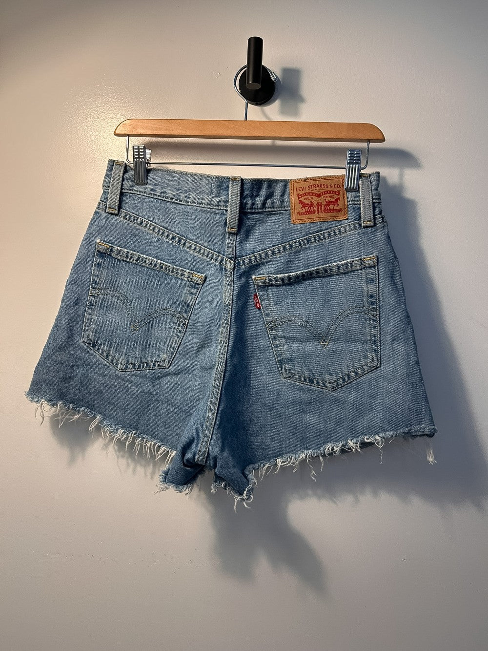 Levi Shorts - Size 27|5265