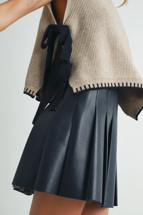 Buttermelon - Mock Neck Sleeveless Sweater|228